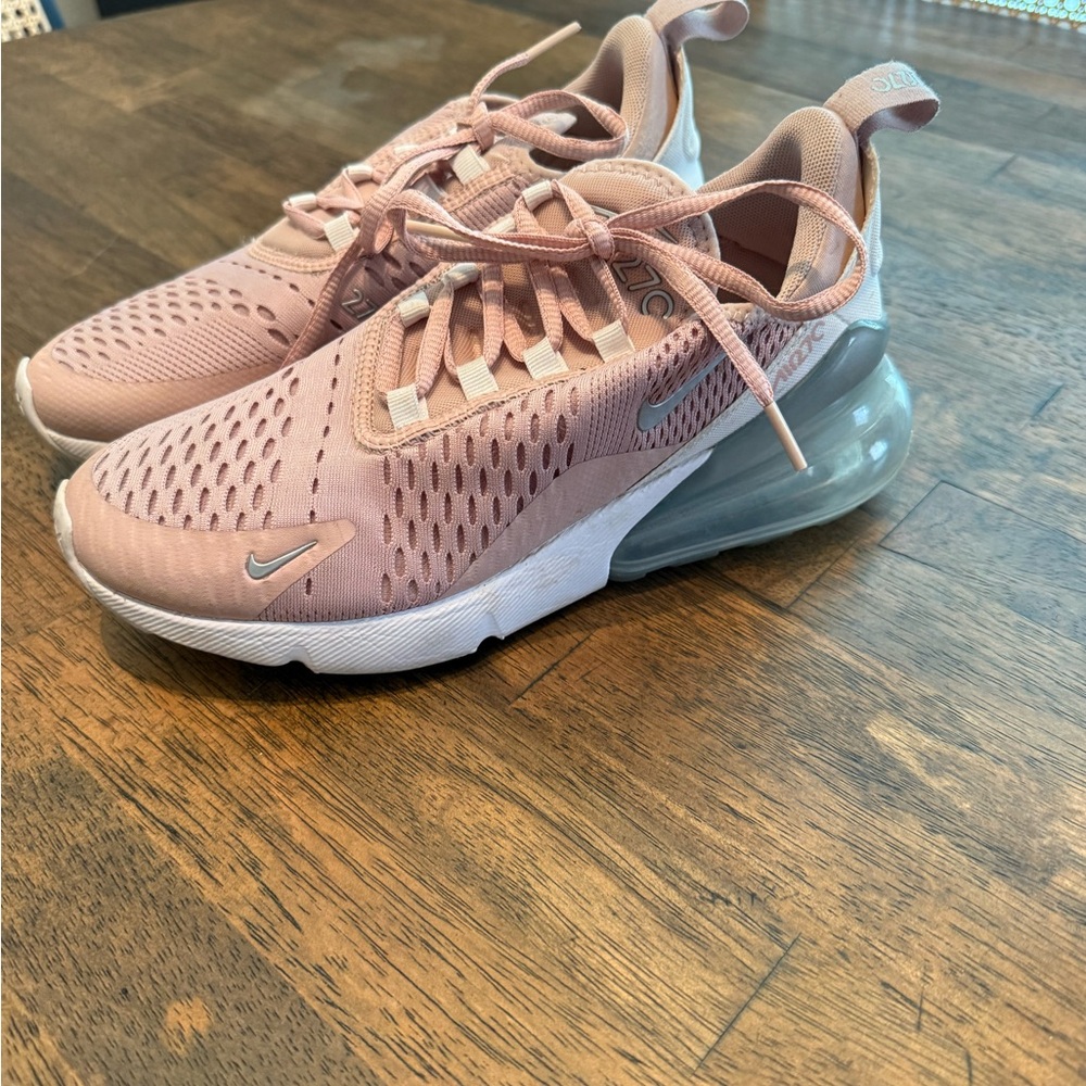 Nike W Air Max 270 Pink Oxford/MTLLC Women size 7 - Picture 2 of 6